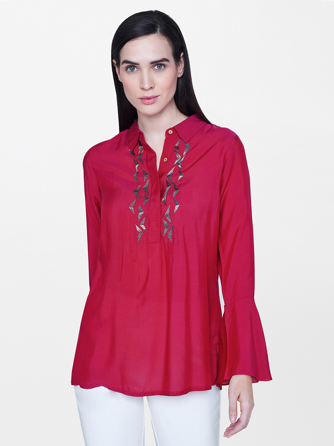 

AND Women Pink Solid Embellished Tunic