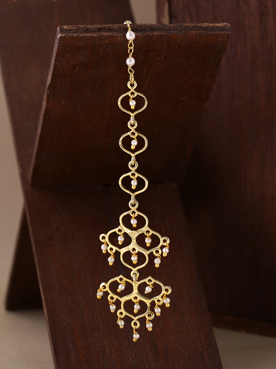 

Voylla Women Gold-Plated Handcrafted Maang Tikkka