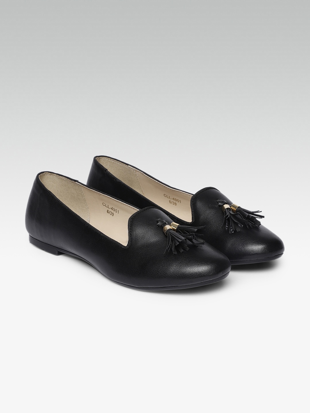 

Carlton London Women Black Solid Ballerinas