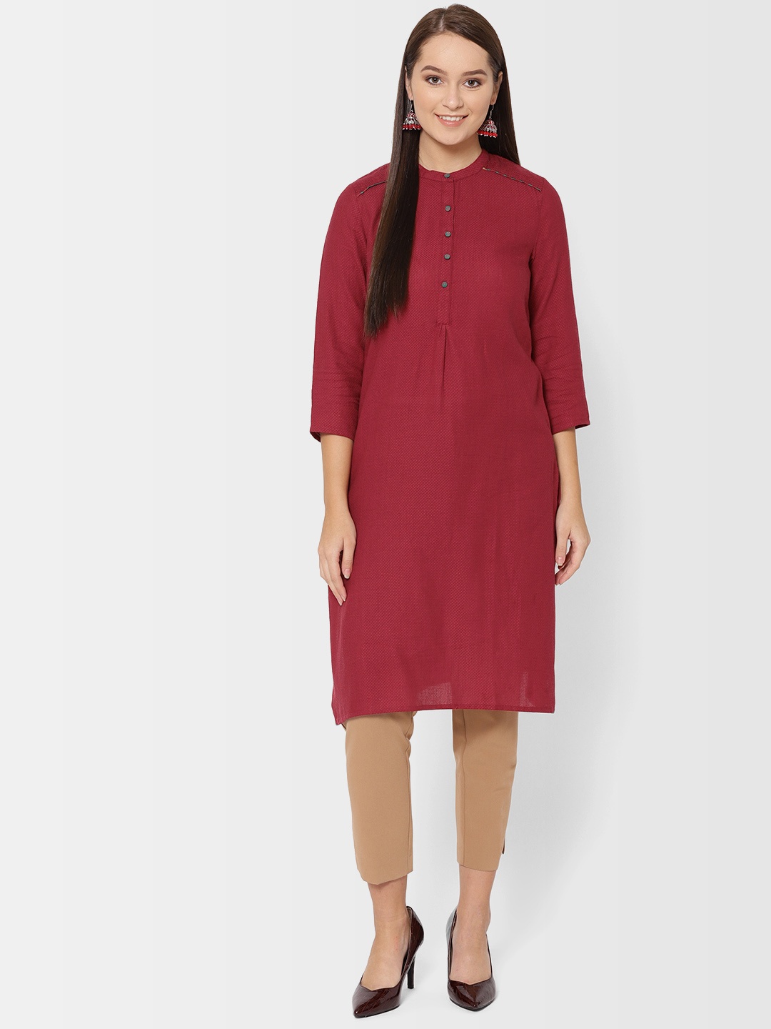 

Fabindia Women Maroon Woven Design Straight Kurta