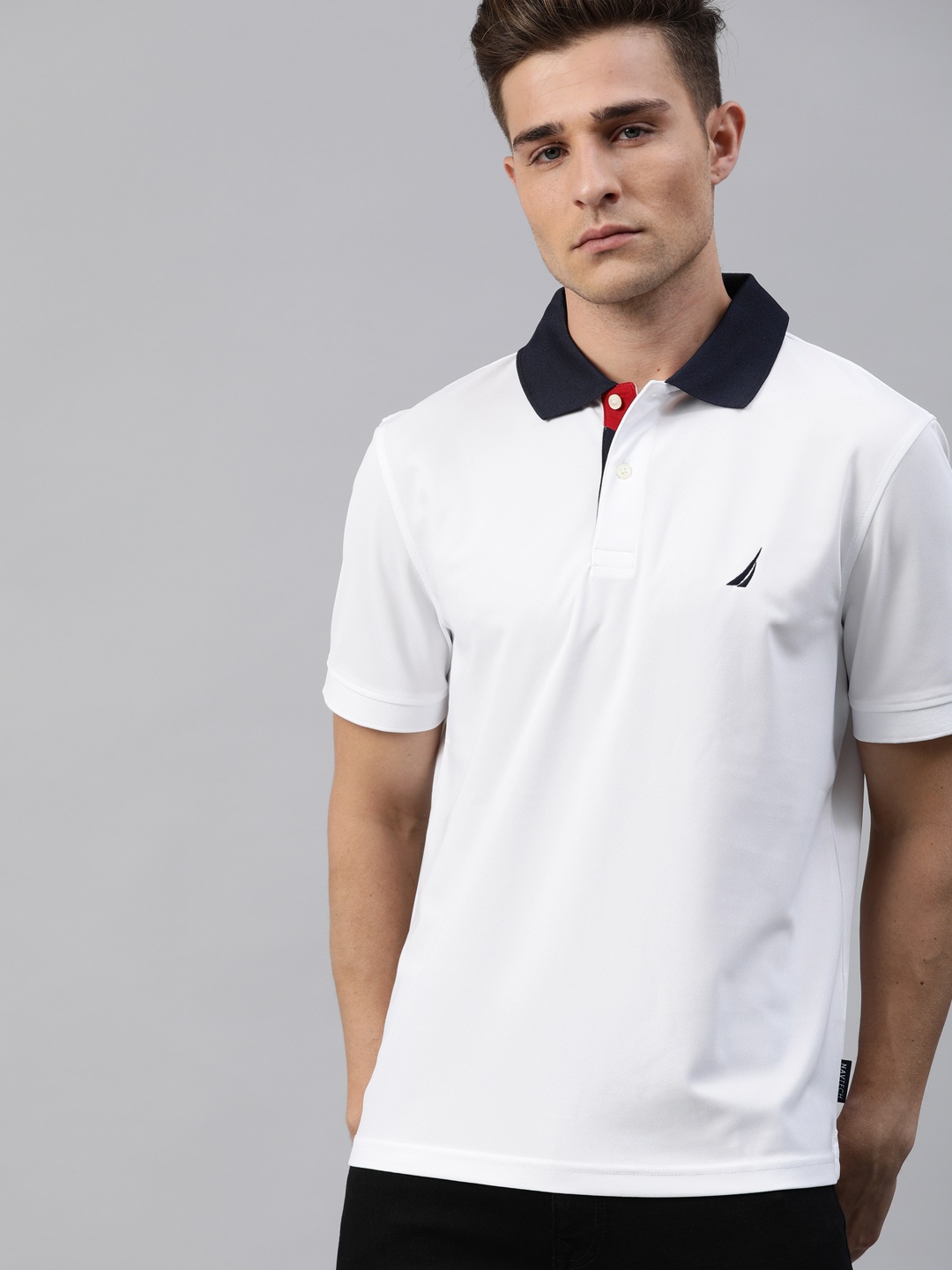 

Nautica Men White Solid Polo Collar T-shirt