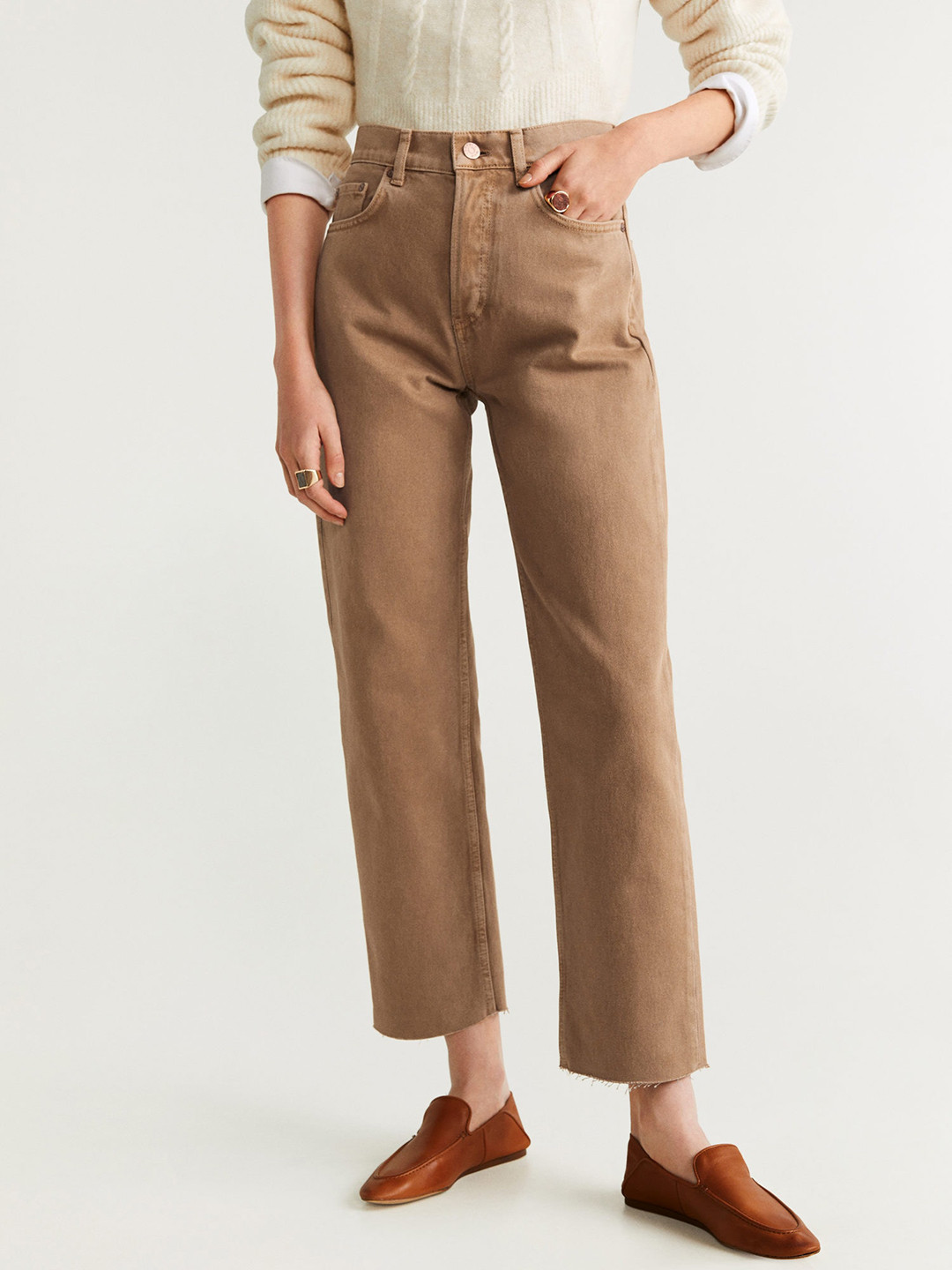 

MANGO Women Beige Straight Fit Mid-Rise Clean Look Cropped Jeans
