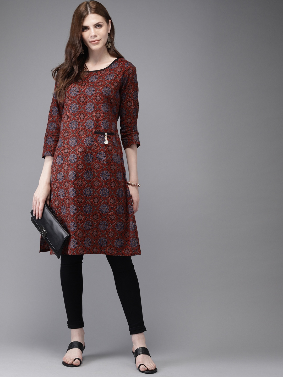 

Anouk Women Maroon & Blue Printed Straight Kurta