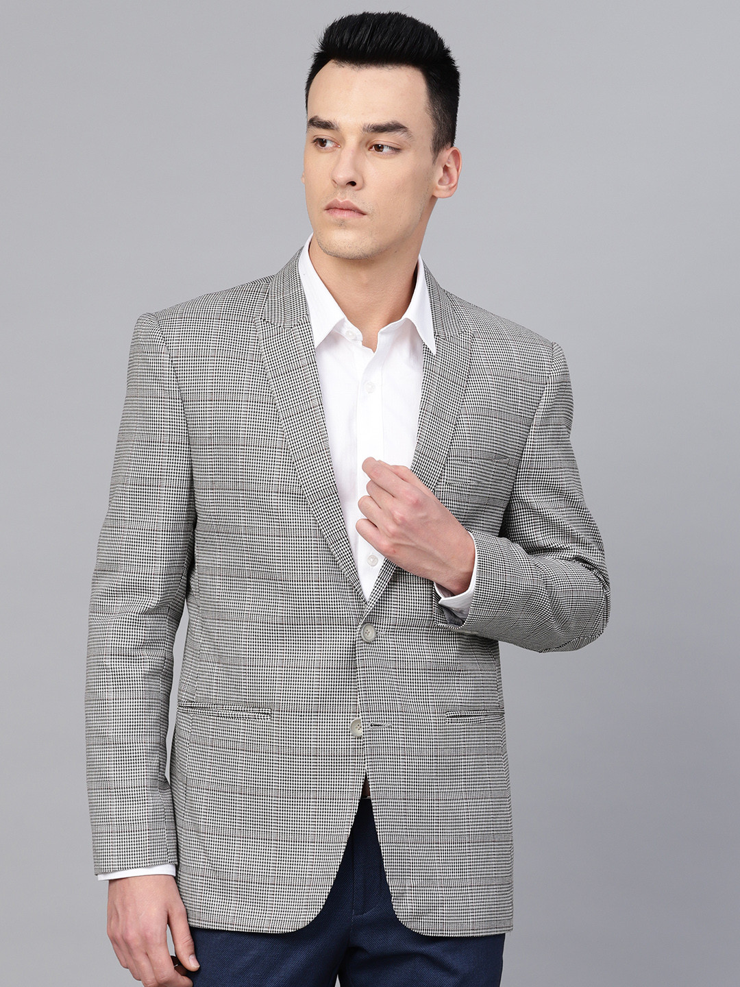 

MANQ Men White & Black Slim Fit Houndstooth Pattern Single-Breasted Smart Casual Blazer