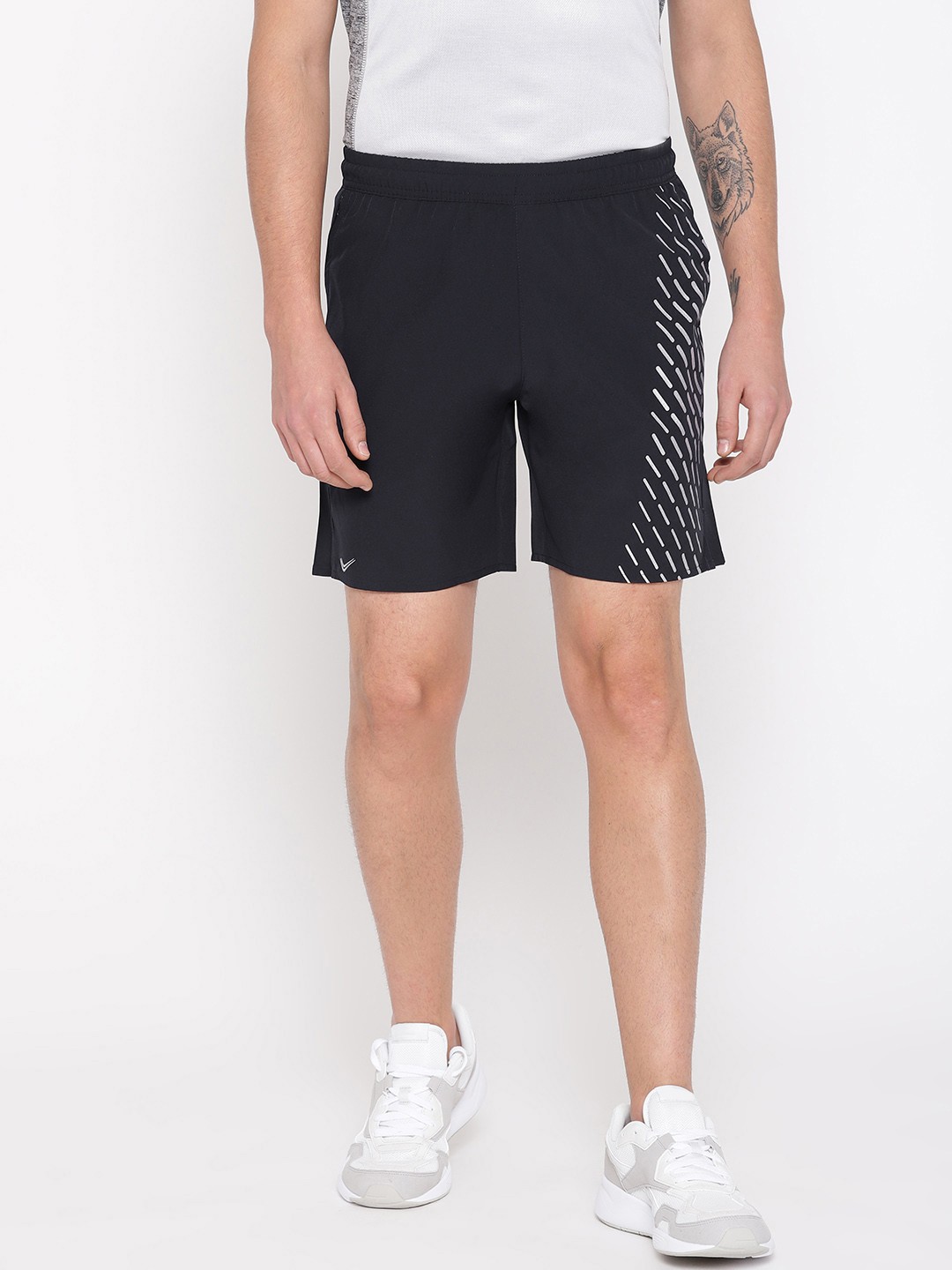 

Yuuki Men Navy Blue Printed Regular Fit Running Shorts