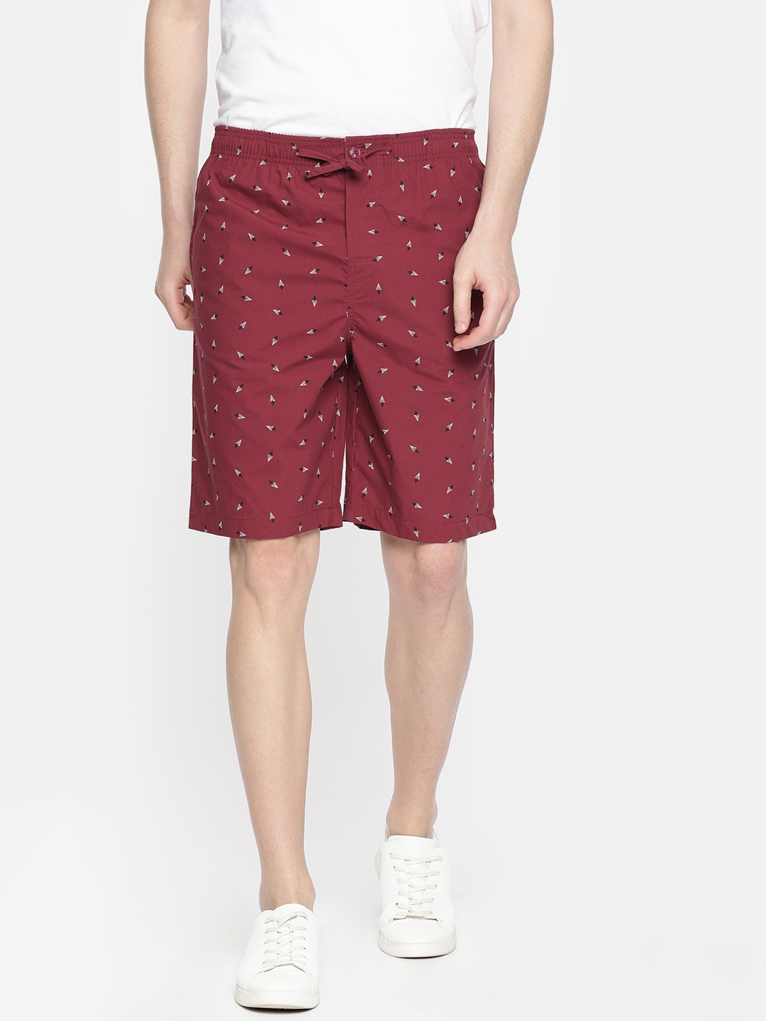 

Van Heusen Athleisure Men Printed Soft Suede Touch Functional Pocket Shorts, Maroon