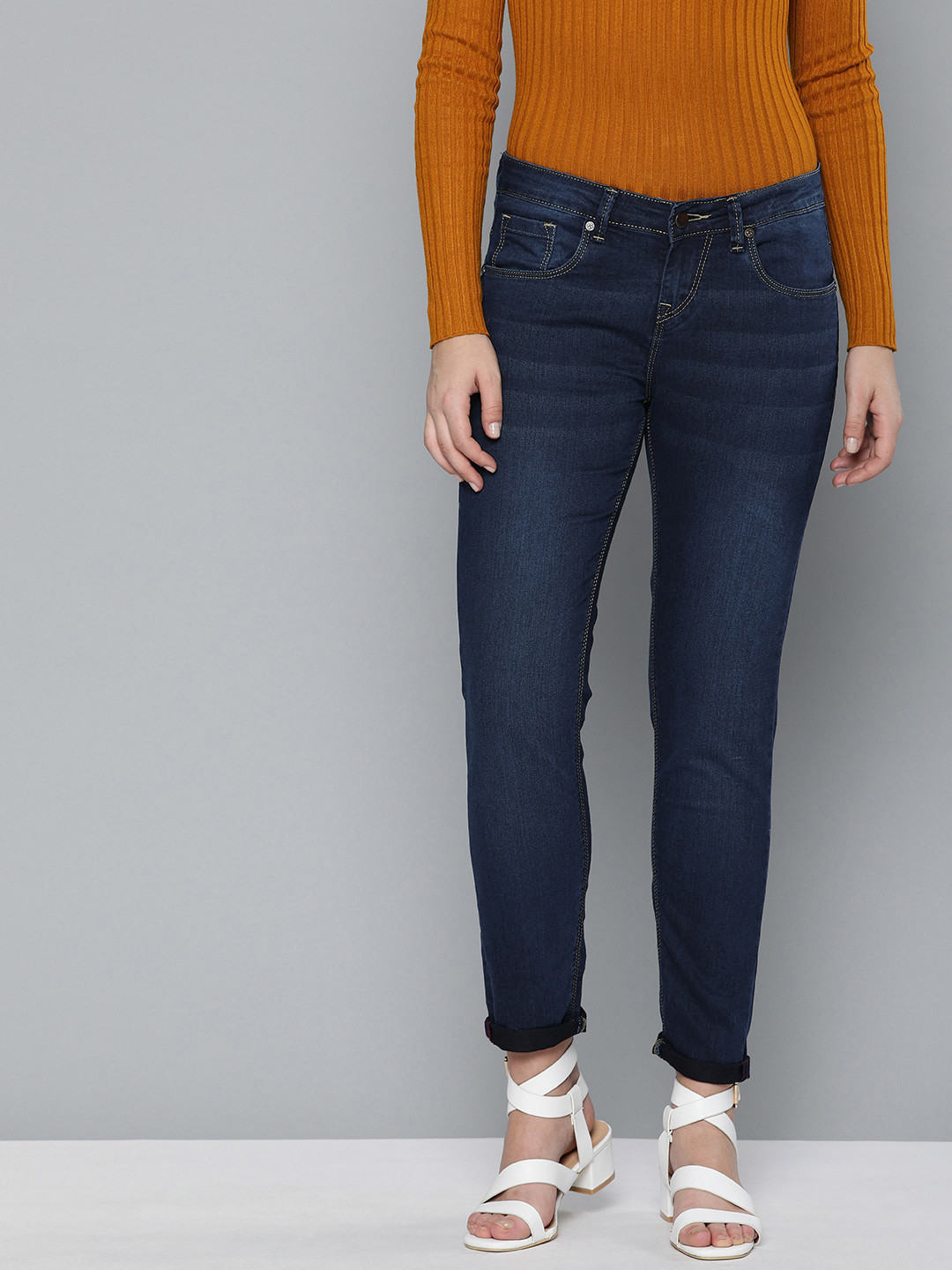 

HERE&NOW Women Blue Skinny Fit Mid-Rise Clean Look Stretchable Jeans