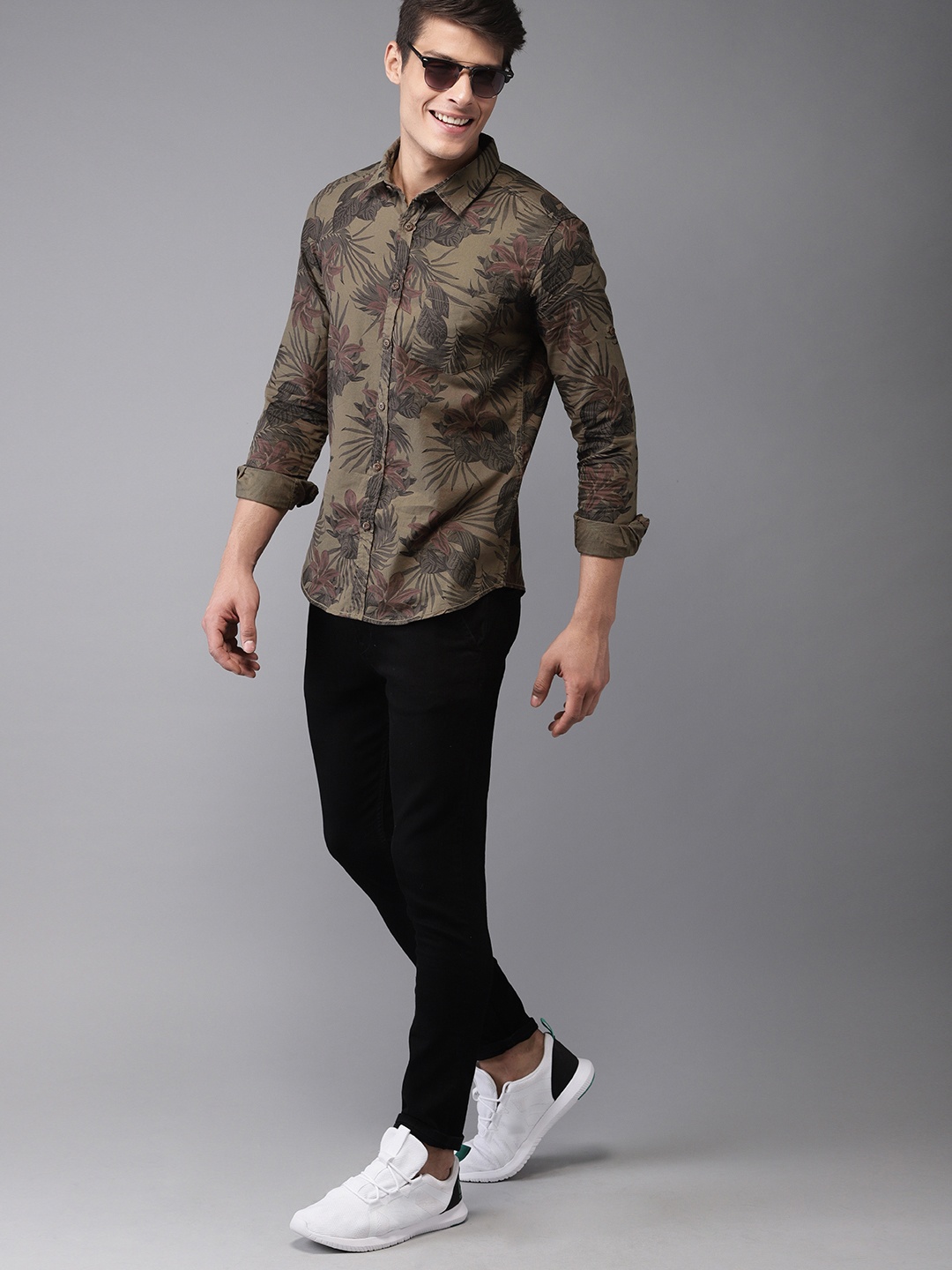 

HERE&NOW Men Olive Green & Brown Slim Fit Printed Casual Shirt