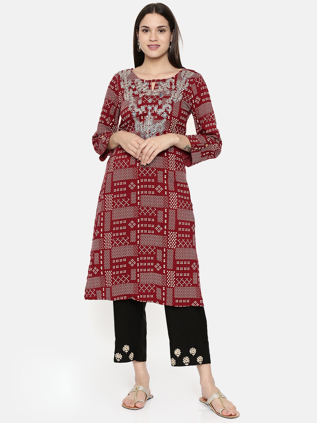 

Global Desi Women Maroon & Beige Embroidered Straight Kurta