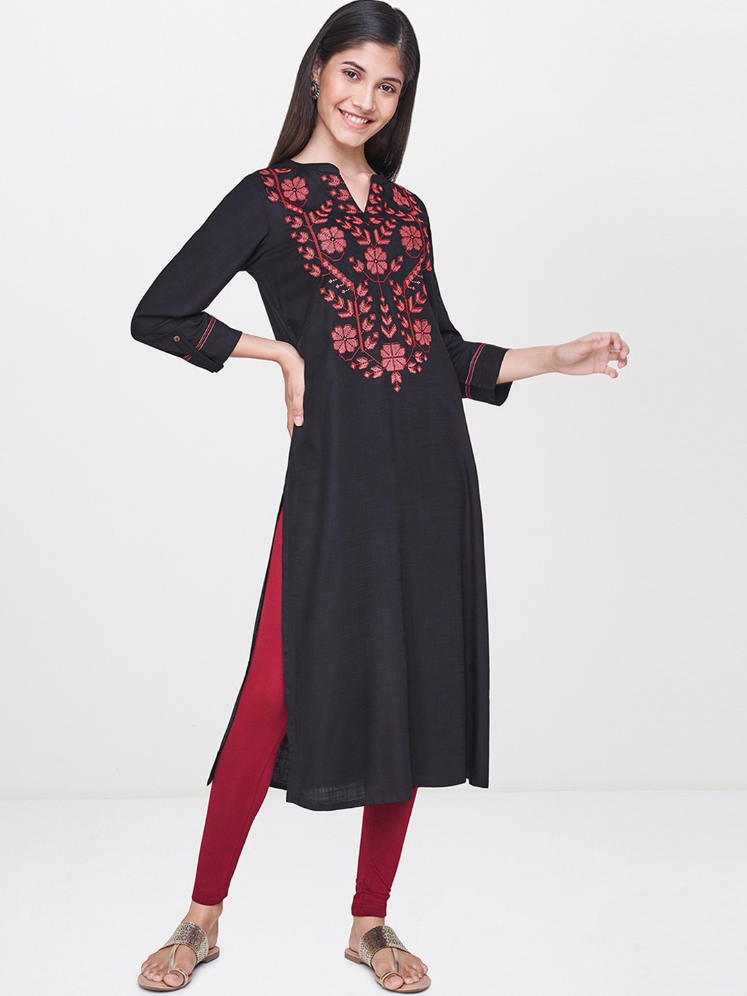 

Global Desi Women Black Yoke Design Straight Kurta