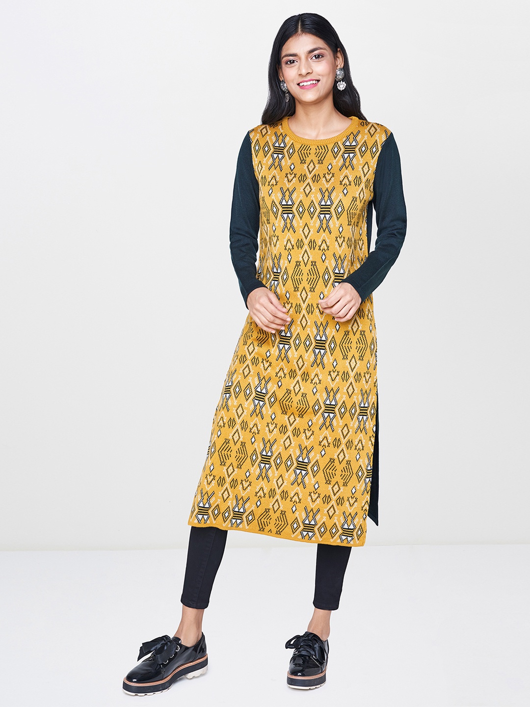 

Global Desi Women Mustard & Navy Blue Woven Design Straight Kurta