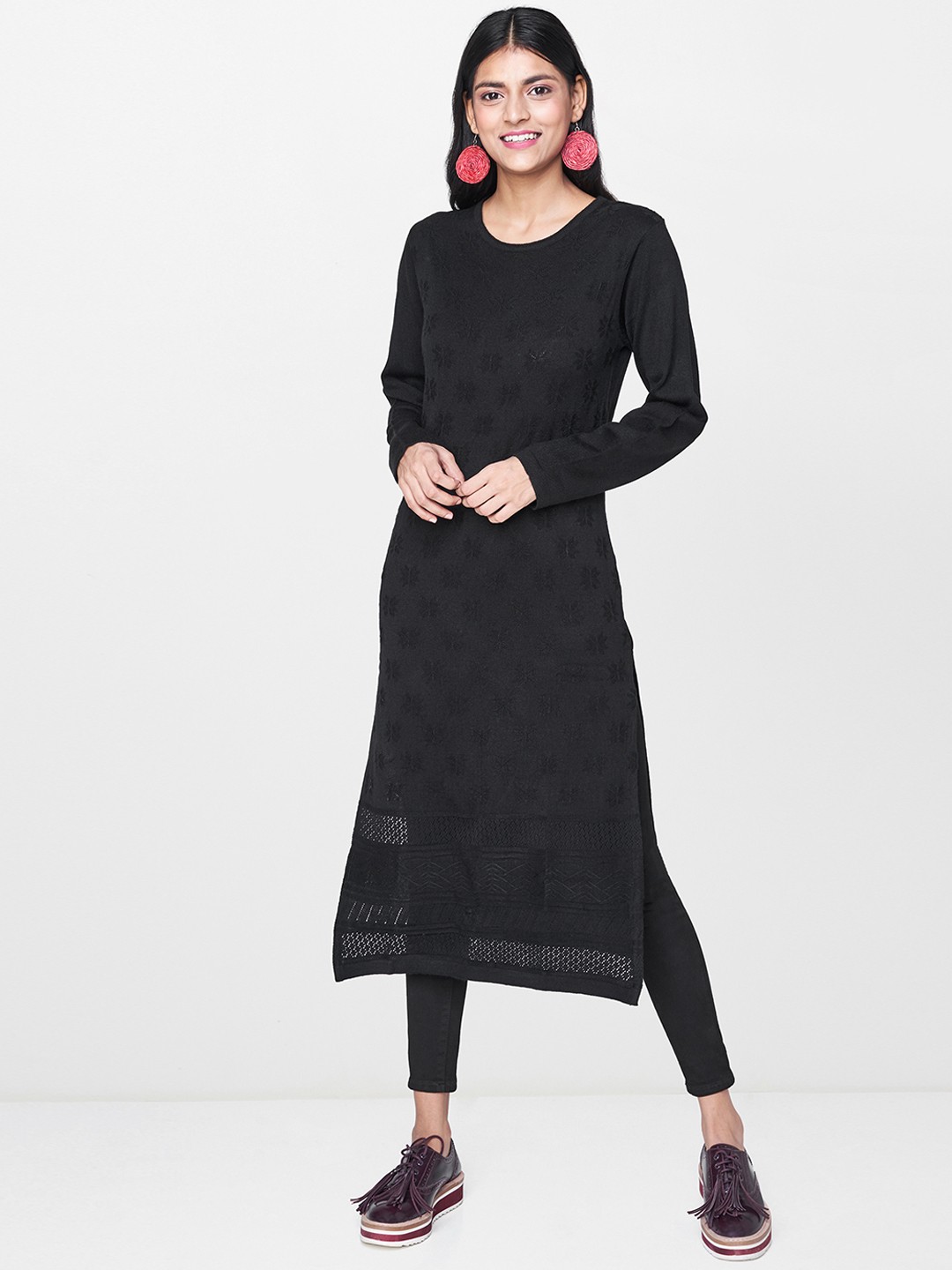 

Global Desi Women Black Woven Design Straight Kurta