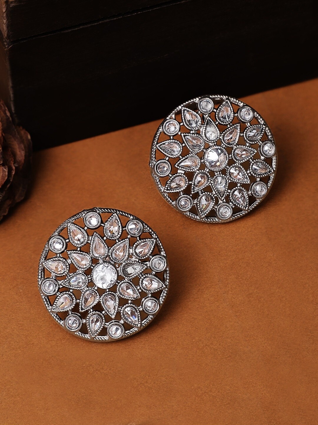 

Rubans Silver-Toned & White Circular Studs