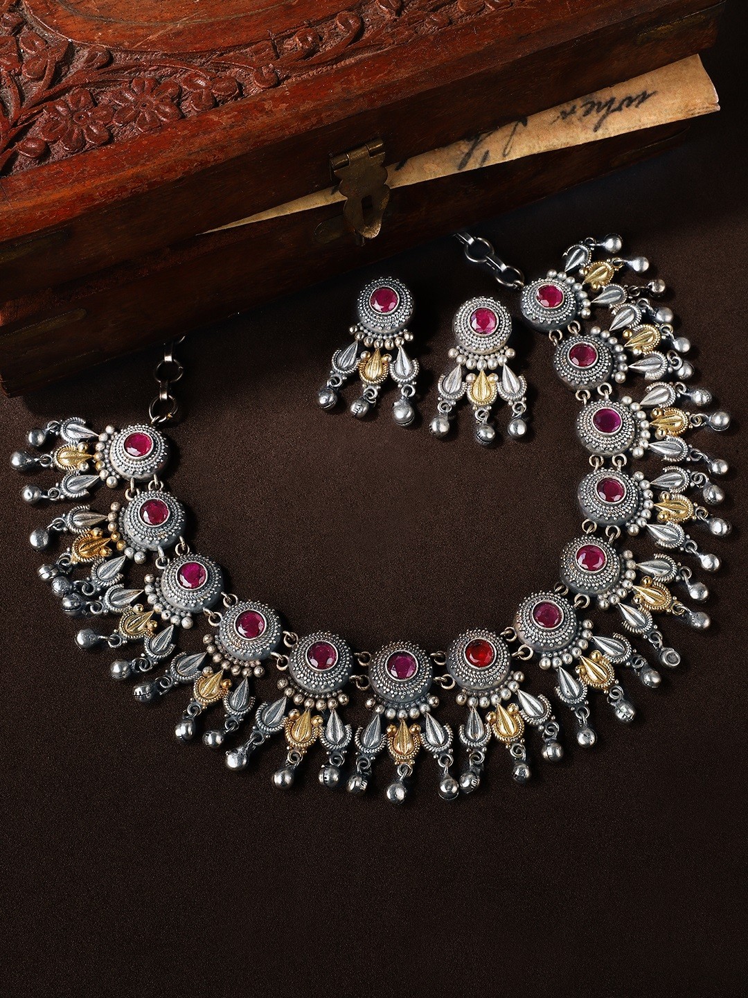 

Rubans Women Silver-Plated Red Oxidised Jewellery Set