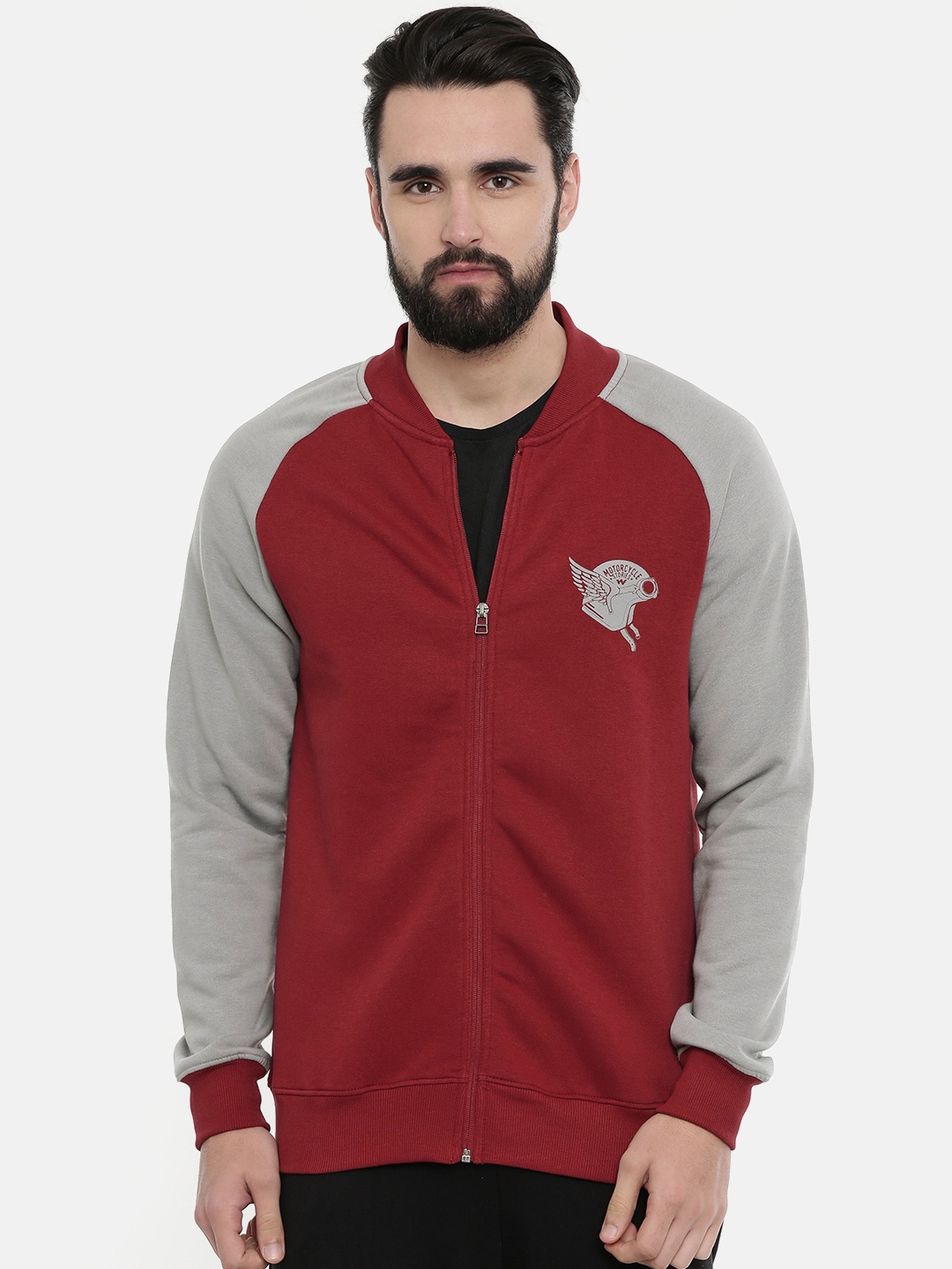 

Wildcraft Men Maroon Solid Sweatshirt