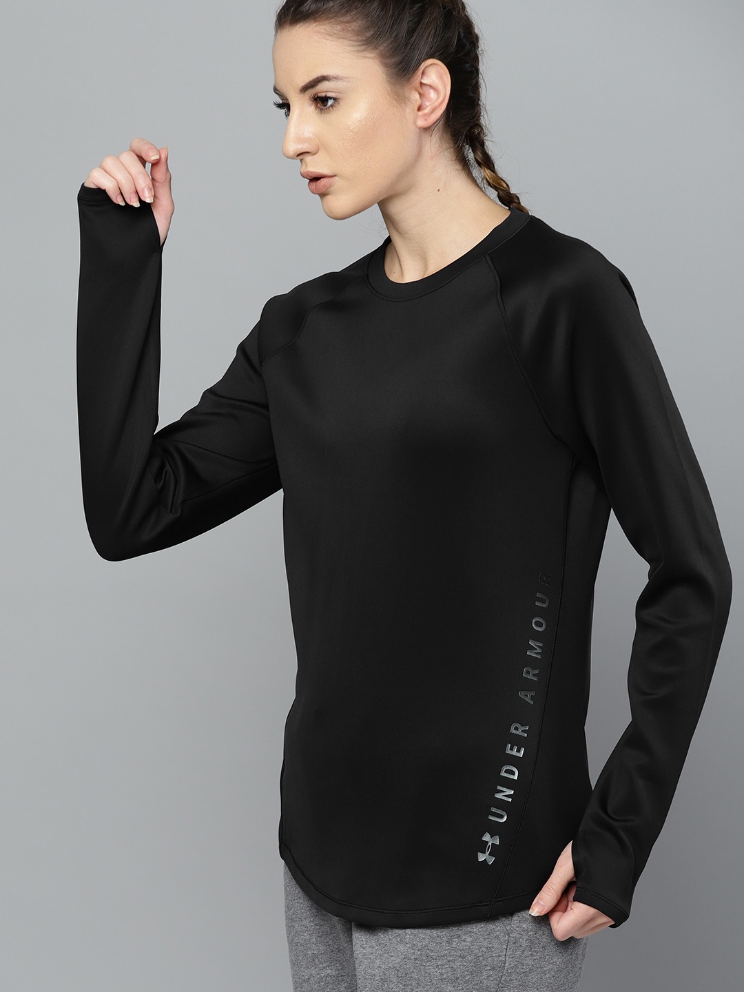 

UNDER ARMOUR Women Black Solid ColdGear T-shirt