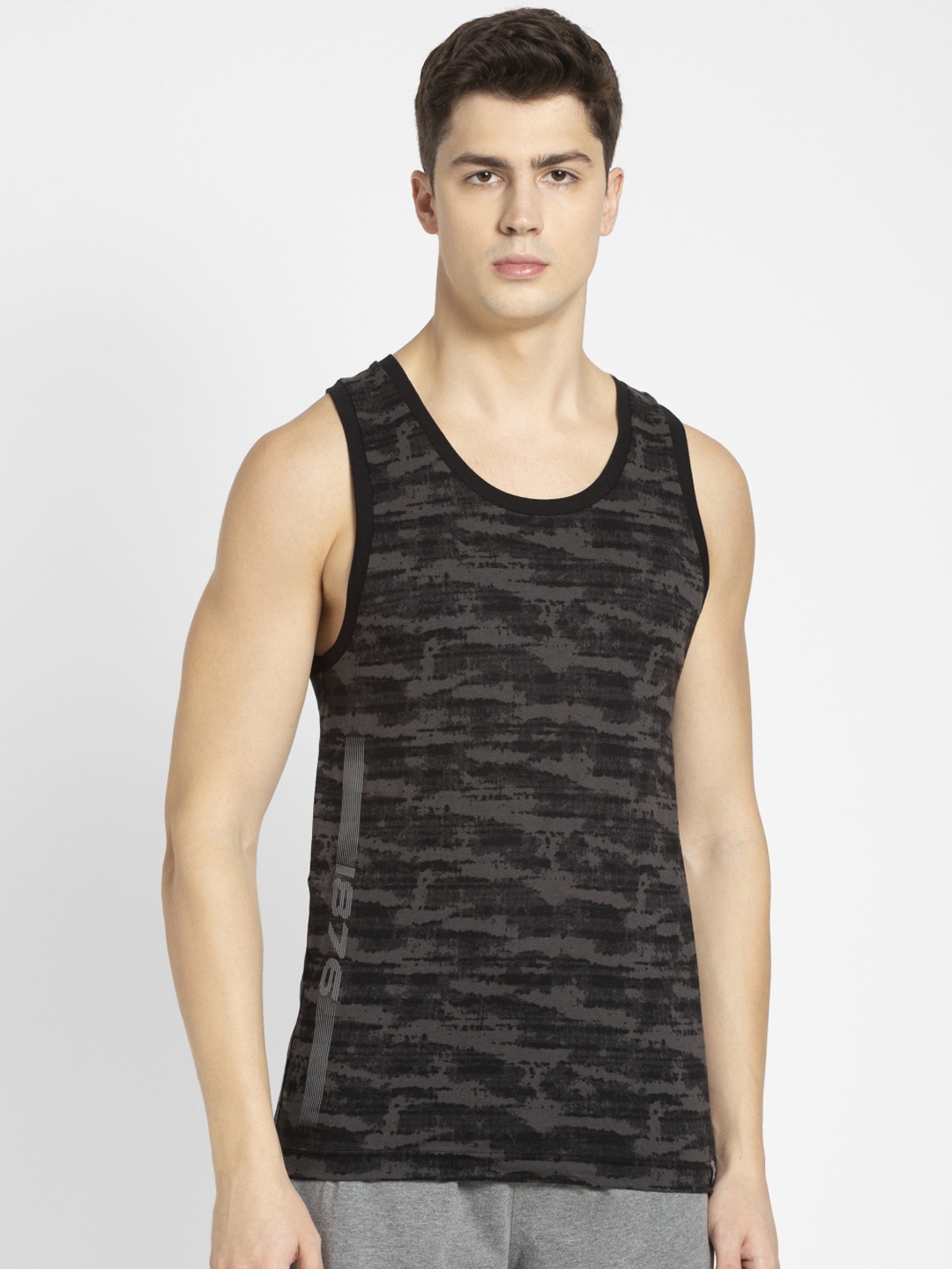 

Jockey Men Black & Grey Printed Scoop Neck Lounge T-shirt