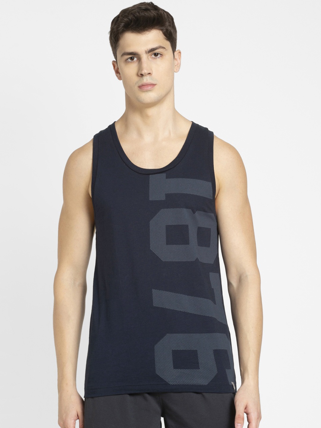 

Jockey Men Navy Blue Printed Basic Top 9928-0105-NVYSP