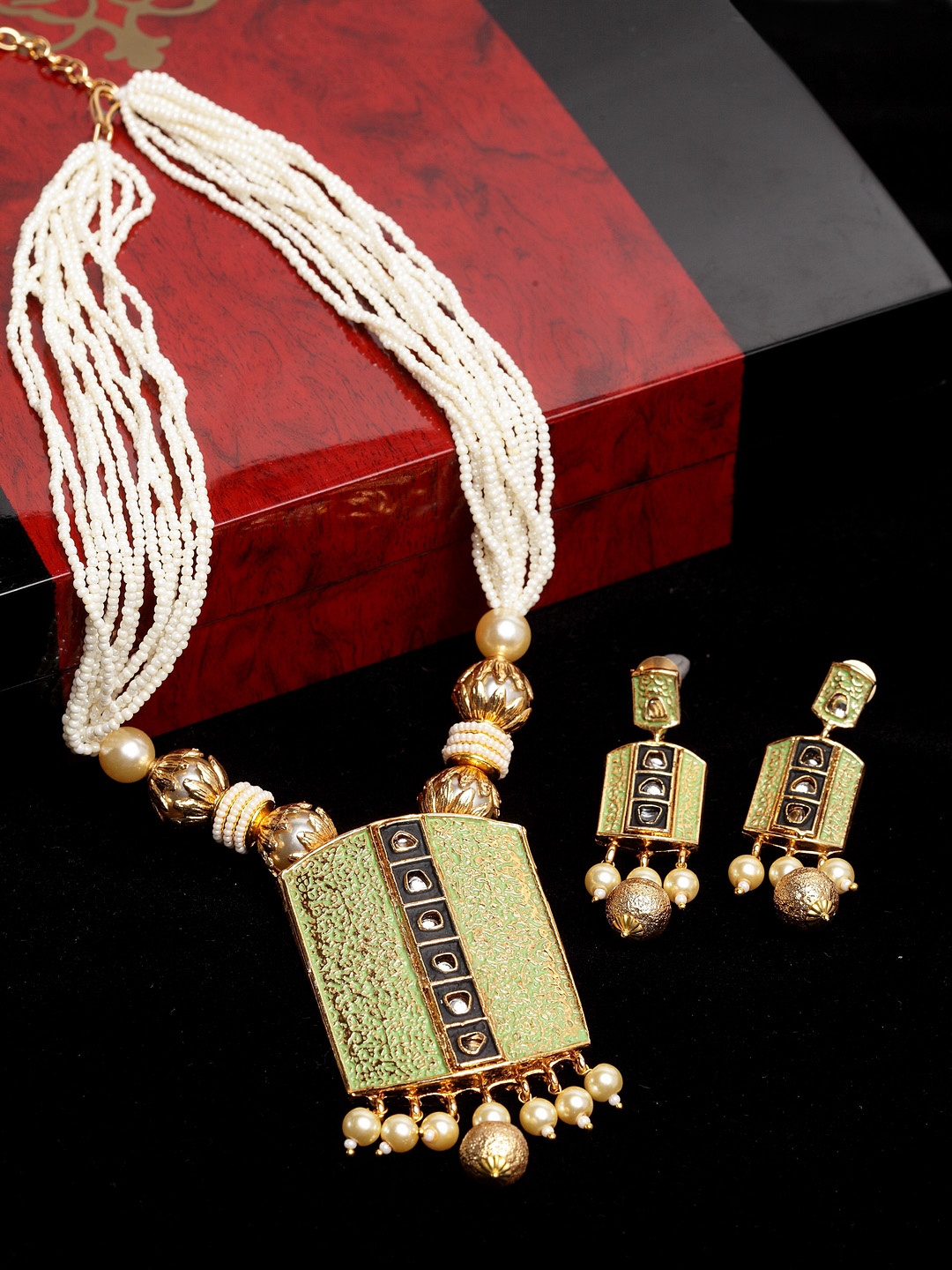 

PANASH Women Gold-Plated & Green Handpainted Jewellery Set