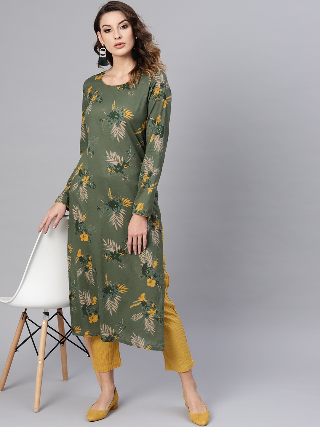 

AKS Women Olive Green & Mustard Yellow Floral Printed Straight Kurta