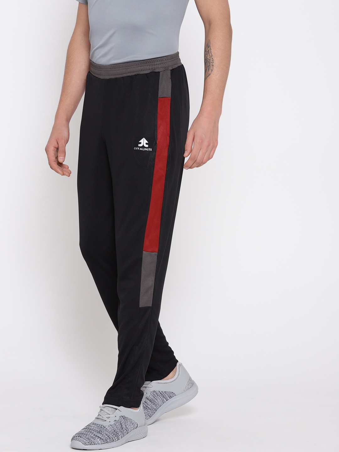 

OFF LIMITS Men Black Solid Slim Fit Training Track Pants