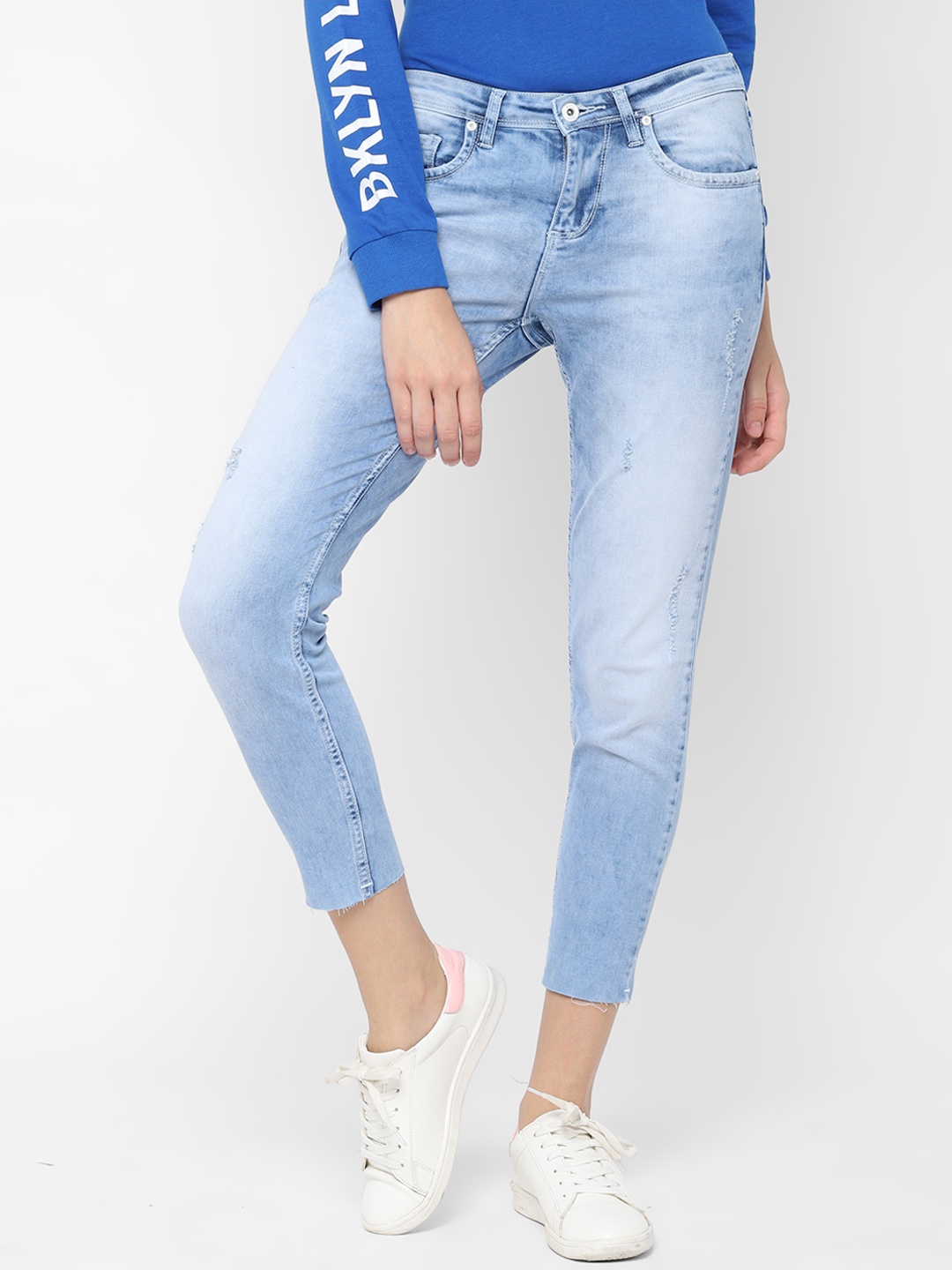 

People Women Blue Regular Fit Mid-Rise Clean Look Jeans
