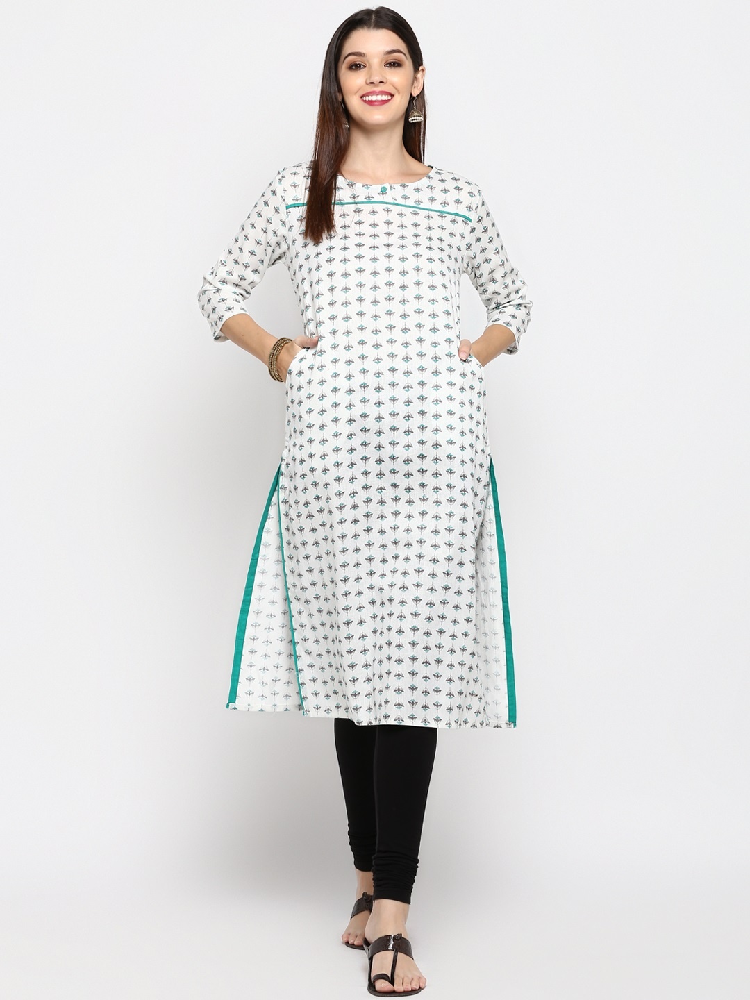 

Vbuyz Women White & Grey Printed Straight Kurta