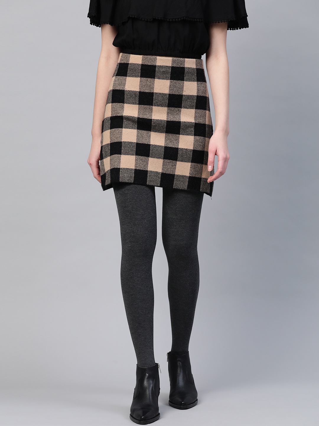 

Marks & Spencer Women Grey Solid Stockings