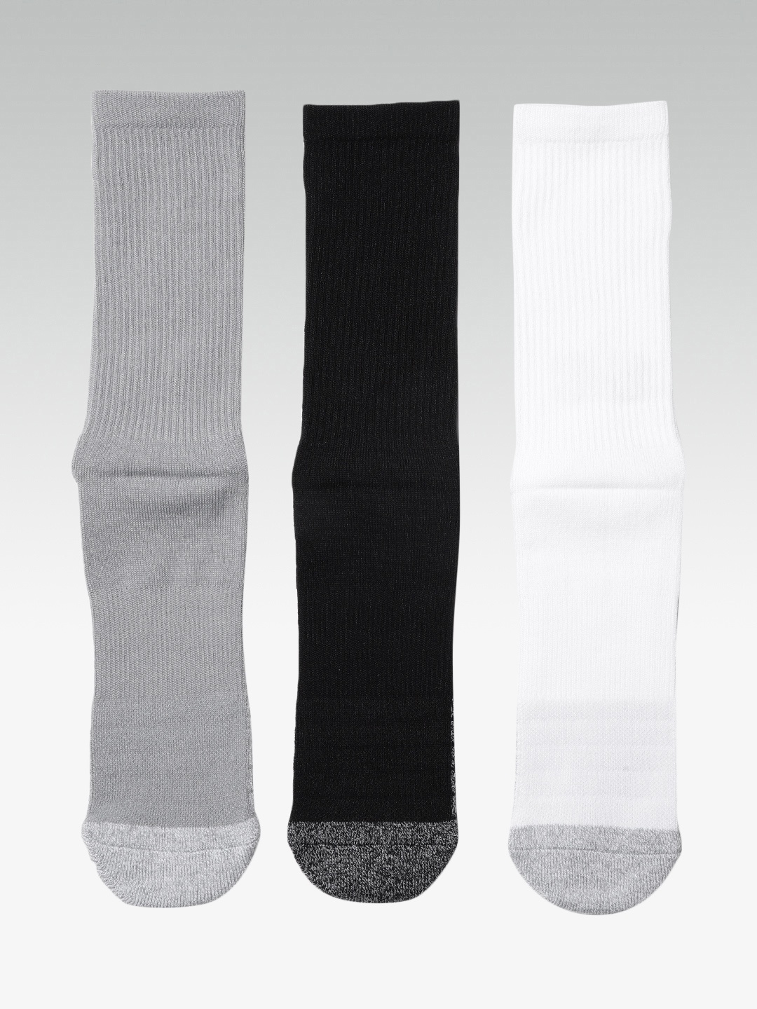 

UNDER ARMOUR Unisex Pack of 3 Solid Heatgear Crew Calf Length Socks, Grey