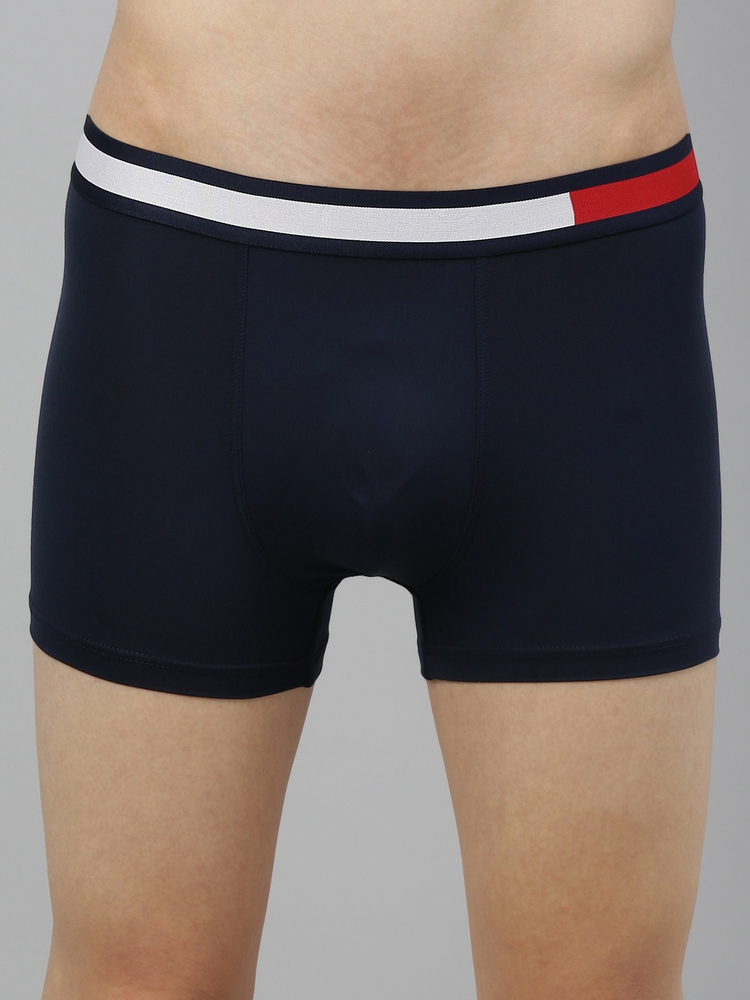 

Tommy Hilfiger Men Navy Blue Solid Trunks A9AB4159