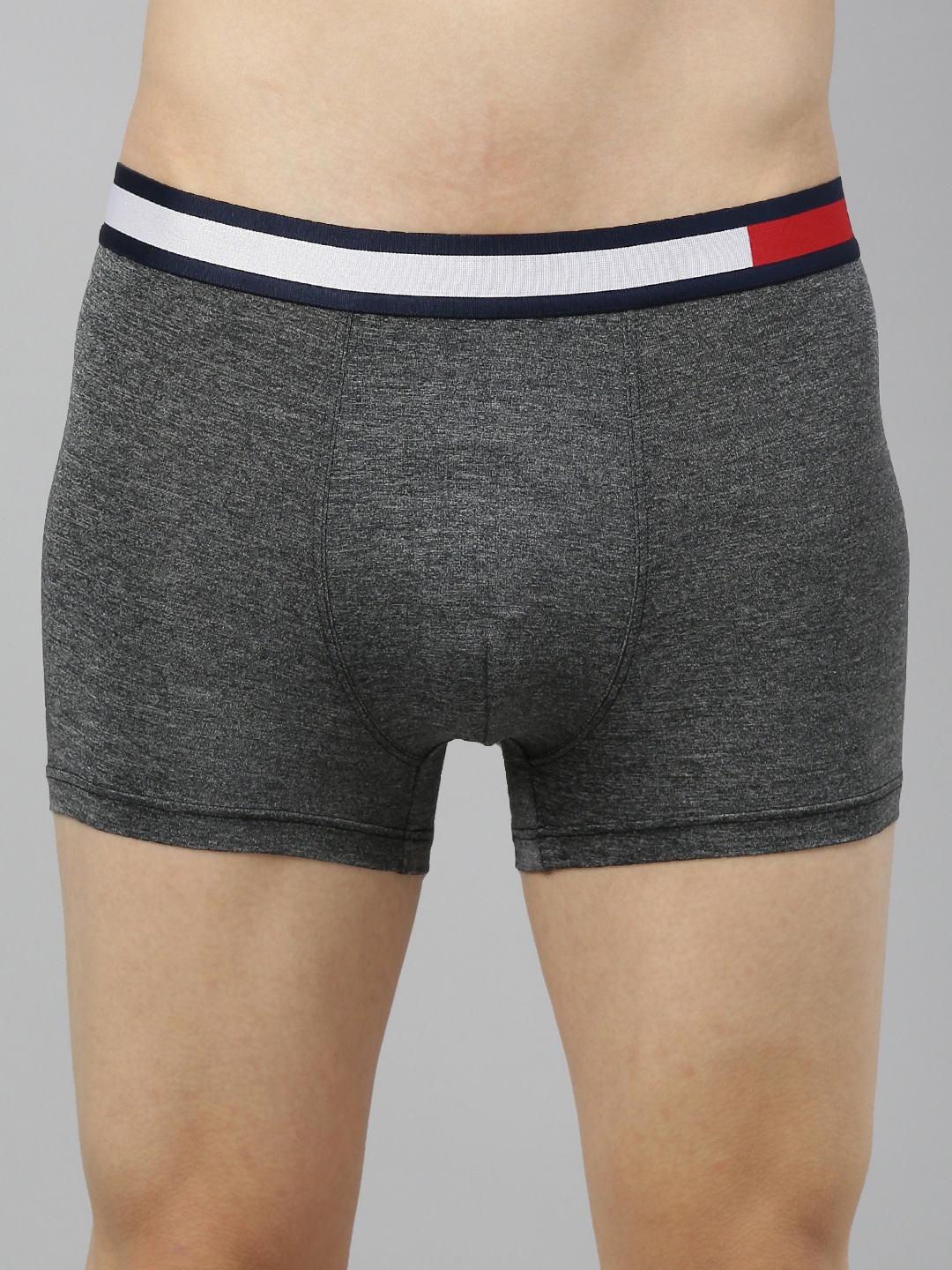 

Tommy Hilfiger Men Grey Solid Trunks A9AB4158