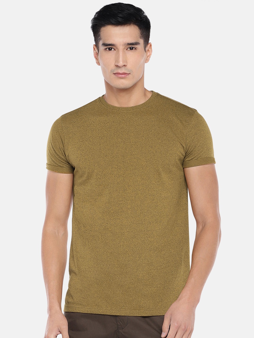 

Globus Men Olive Green Solid Round Neck T-shirt
