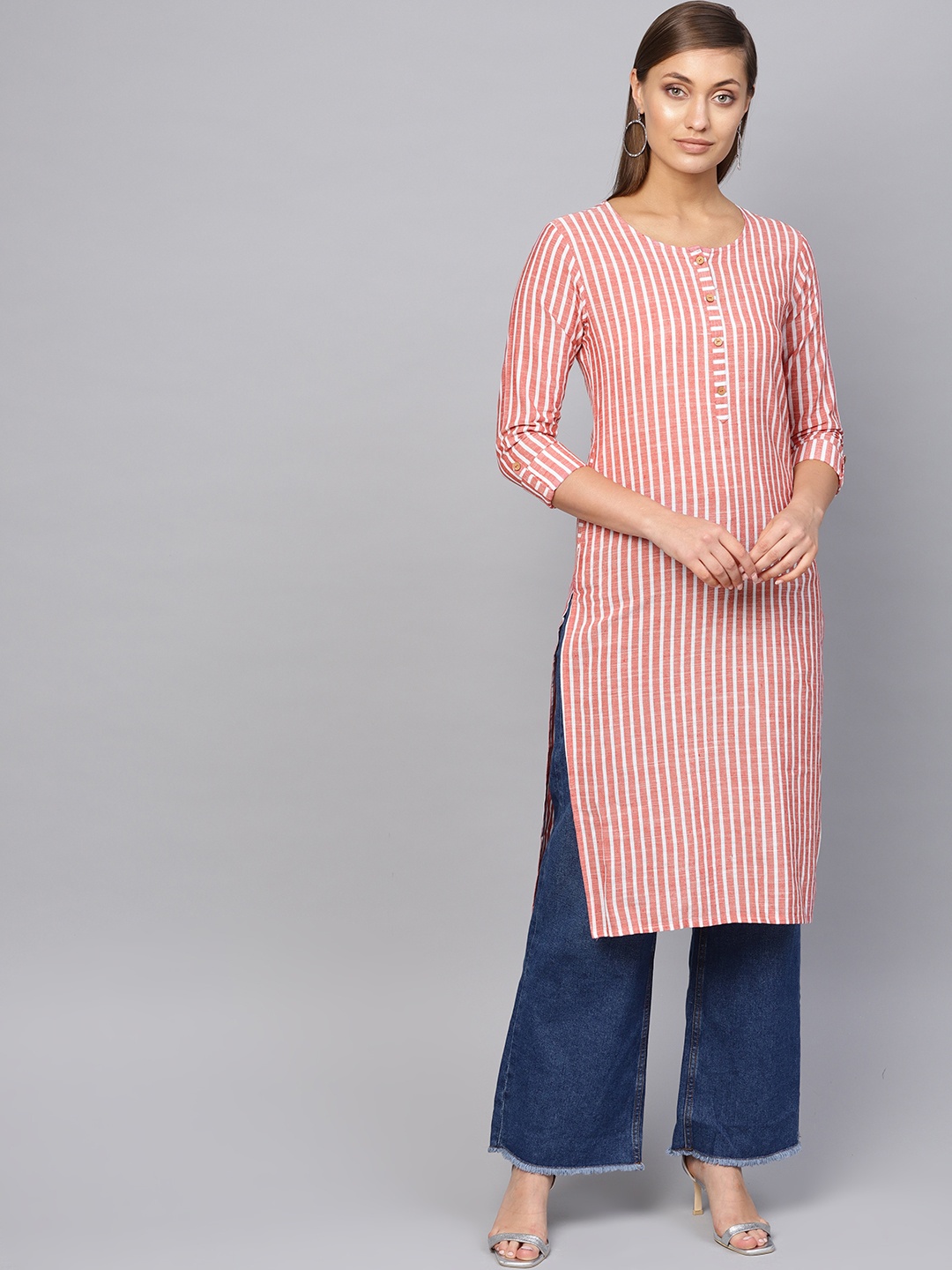 

KSUT Women White & Red Handloom Striped Straight Kurta