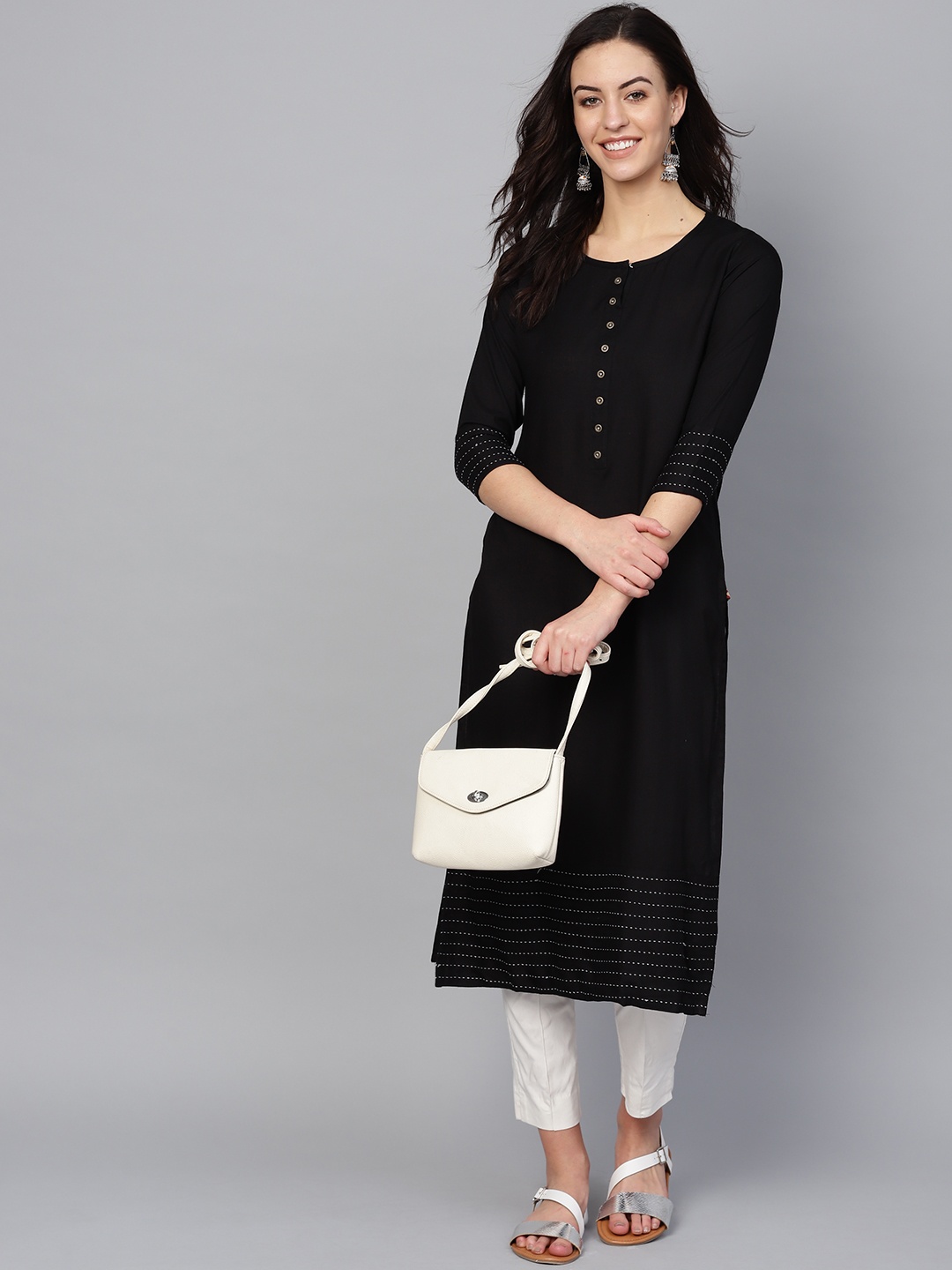 

KSUT Women Black Solid Straight Kurta