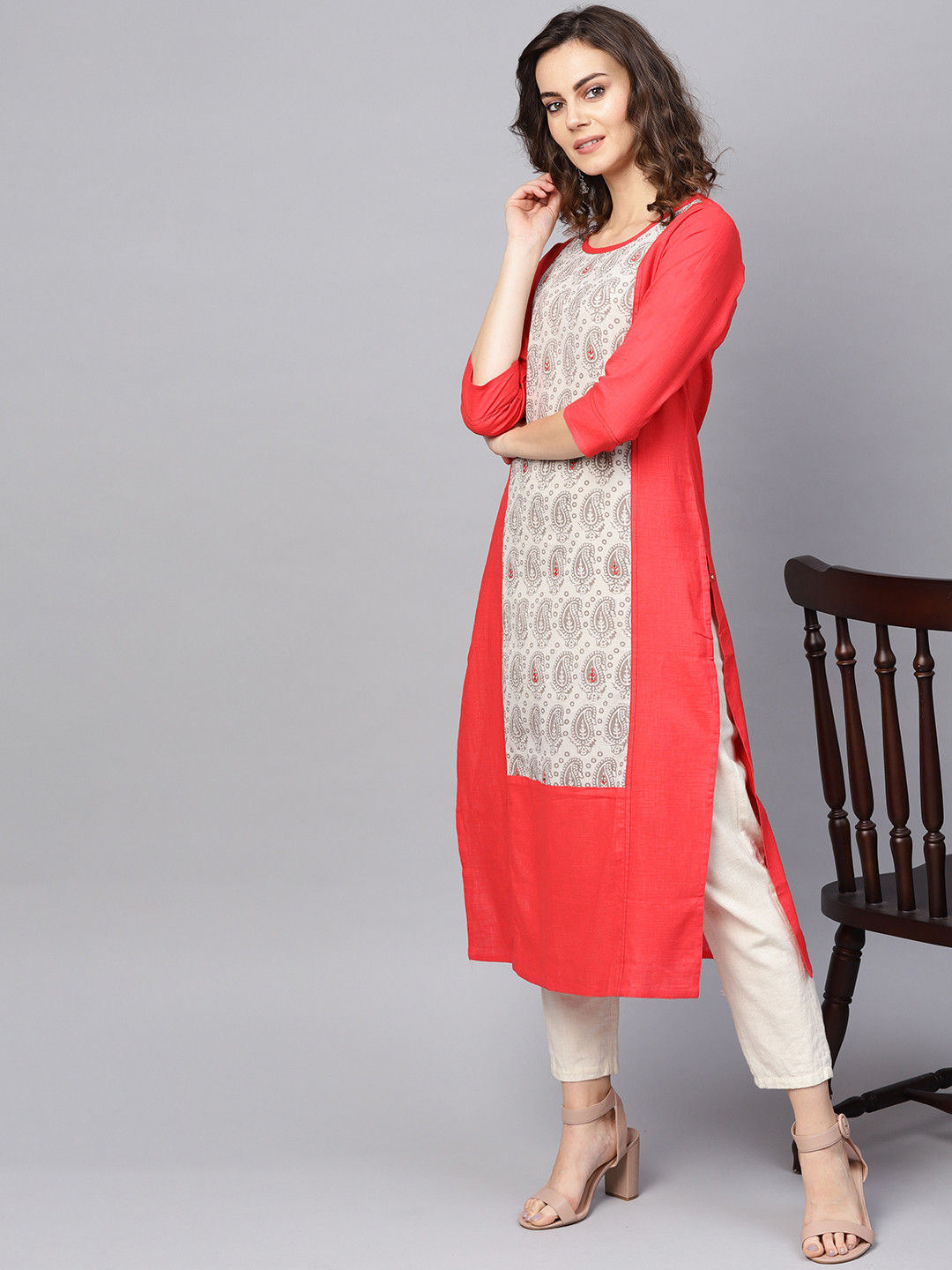 

KSUT Women Coral Red & Grey Printed Straight Kurta