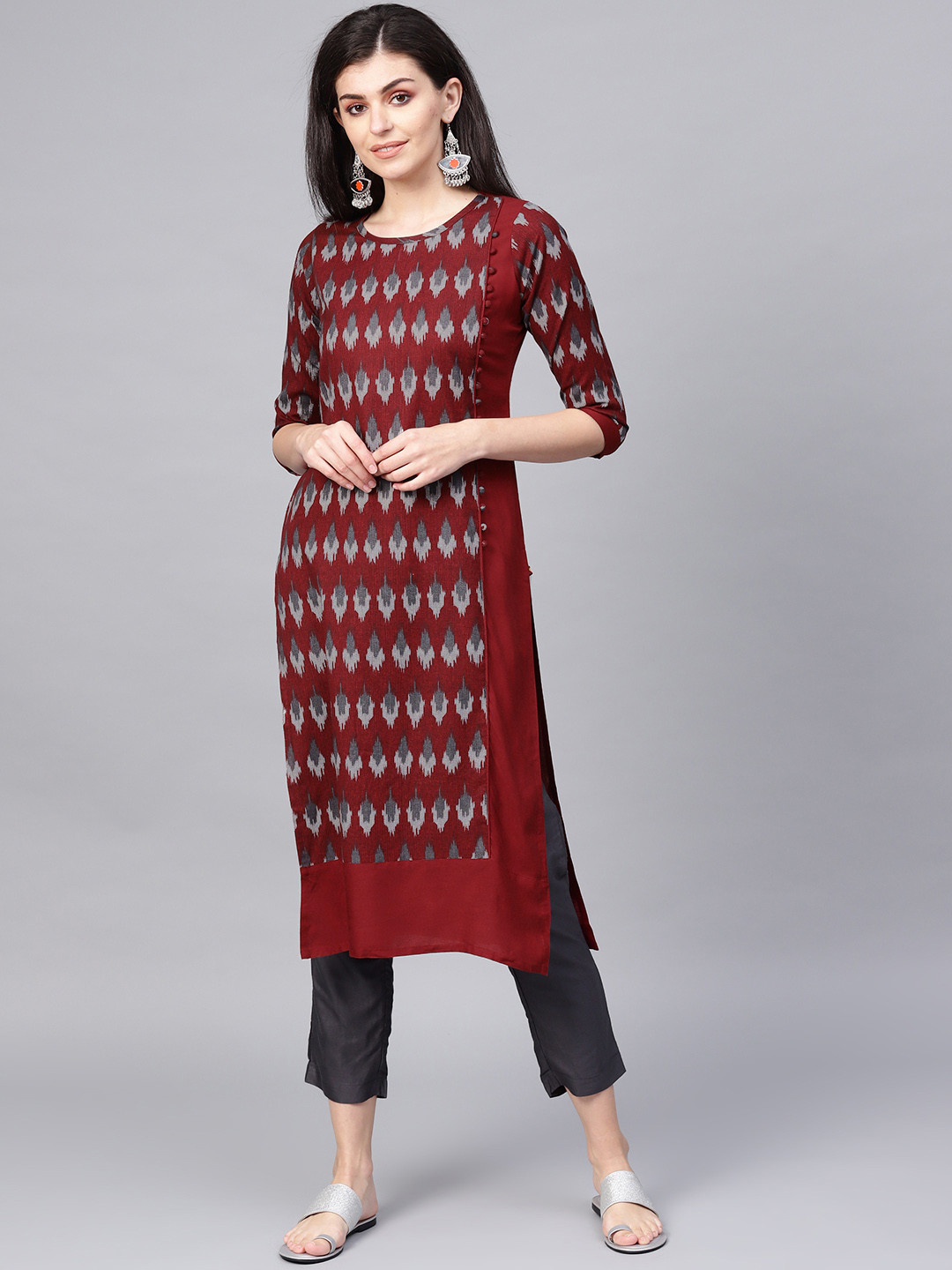 

KSUT Women Maroon & Grey Printed Straight Ikat Kurta