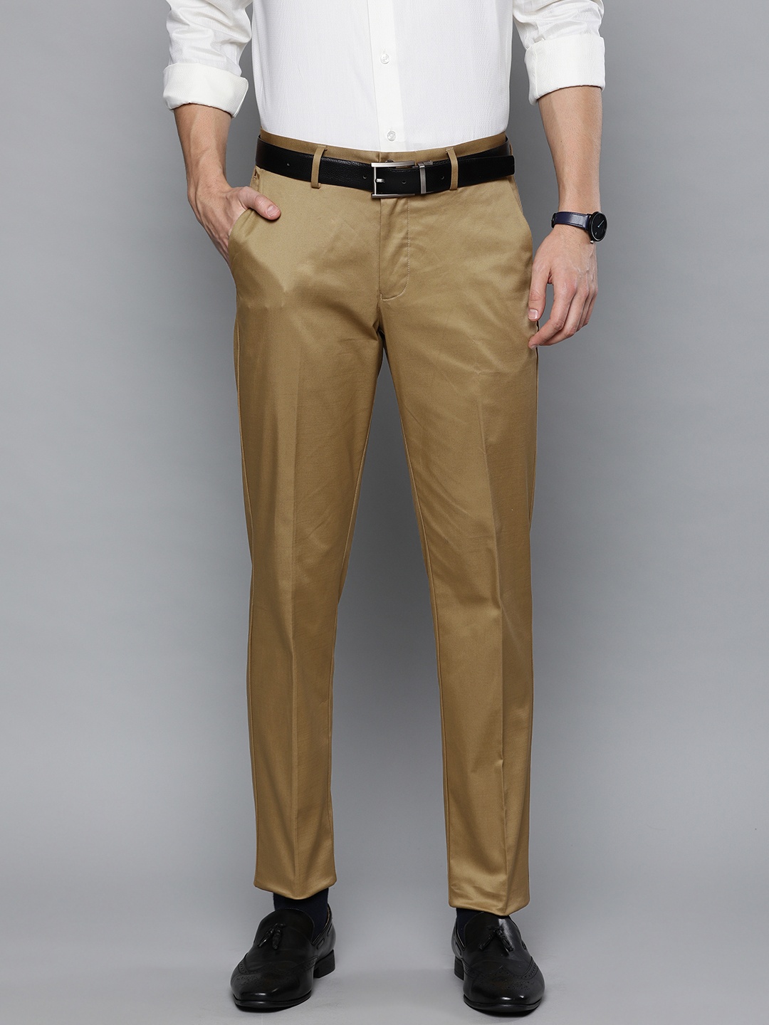 

Louis Philippe Men Khaki Regular Fit Solid Formal Trousers