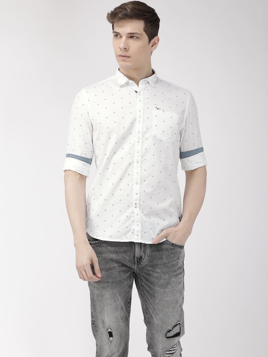 

Flying Machine Men White & Blue Slim Fit Printed Casual Shirt