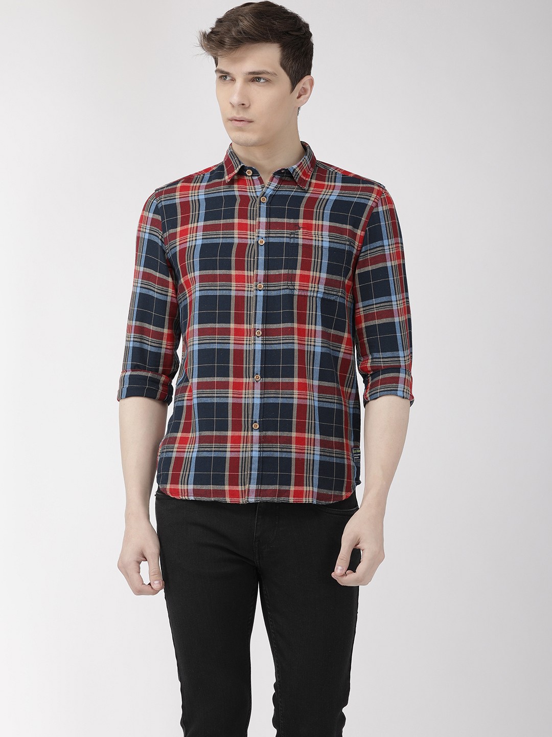 

Flying Machine Men Red & Navy Blue Regular Fit Checked Casual Shirt