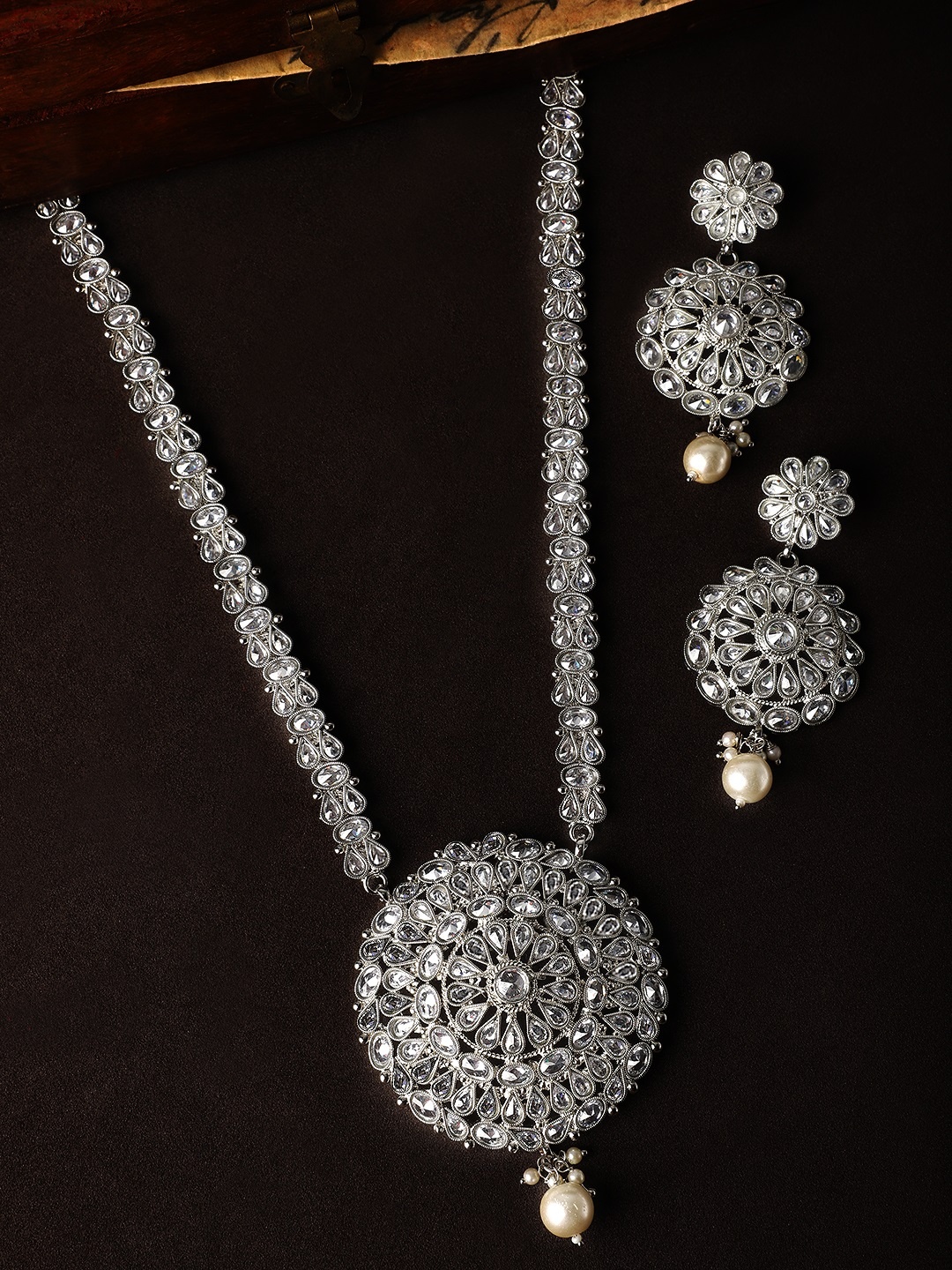 

Rubans Women Silver-Plated CZ Studded Jewellery Set