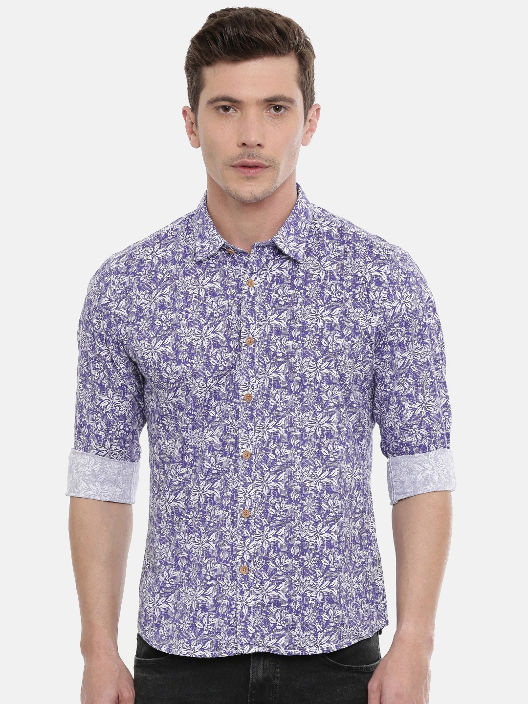 

Pepe Jeans Men Blue & White Slim Fit Printed Casual Shirt