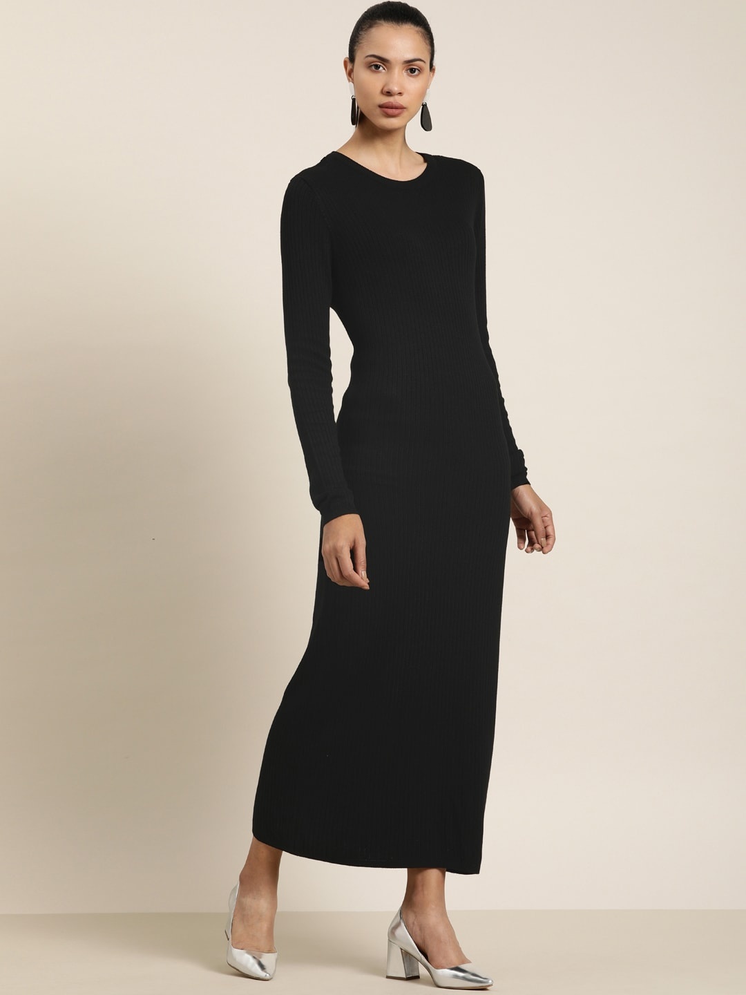 

her by invictus Women Black Solid Ribbed Maxi Dress
