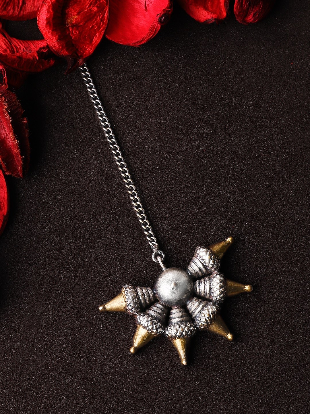 

Rubans Women Silver-Toned Oxidised Maangtika
