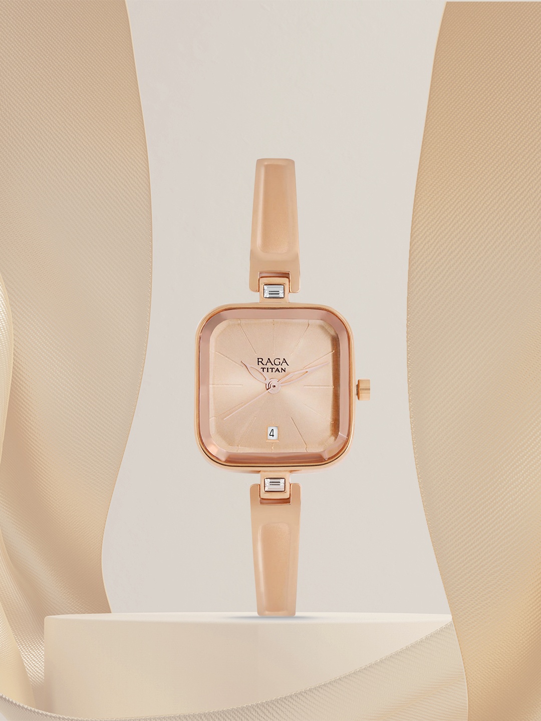 

Titan Women Rose Gold Analogue Watch 2607WM01