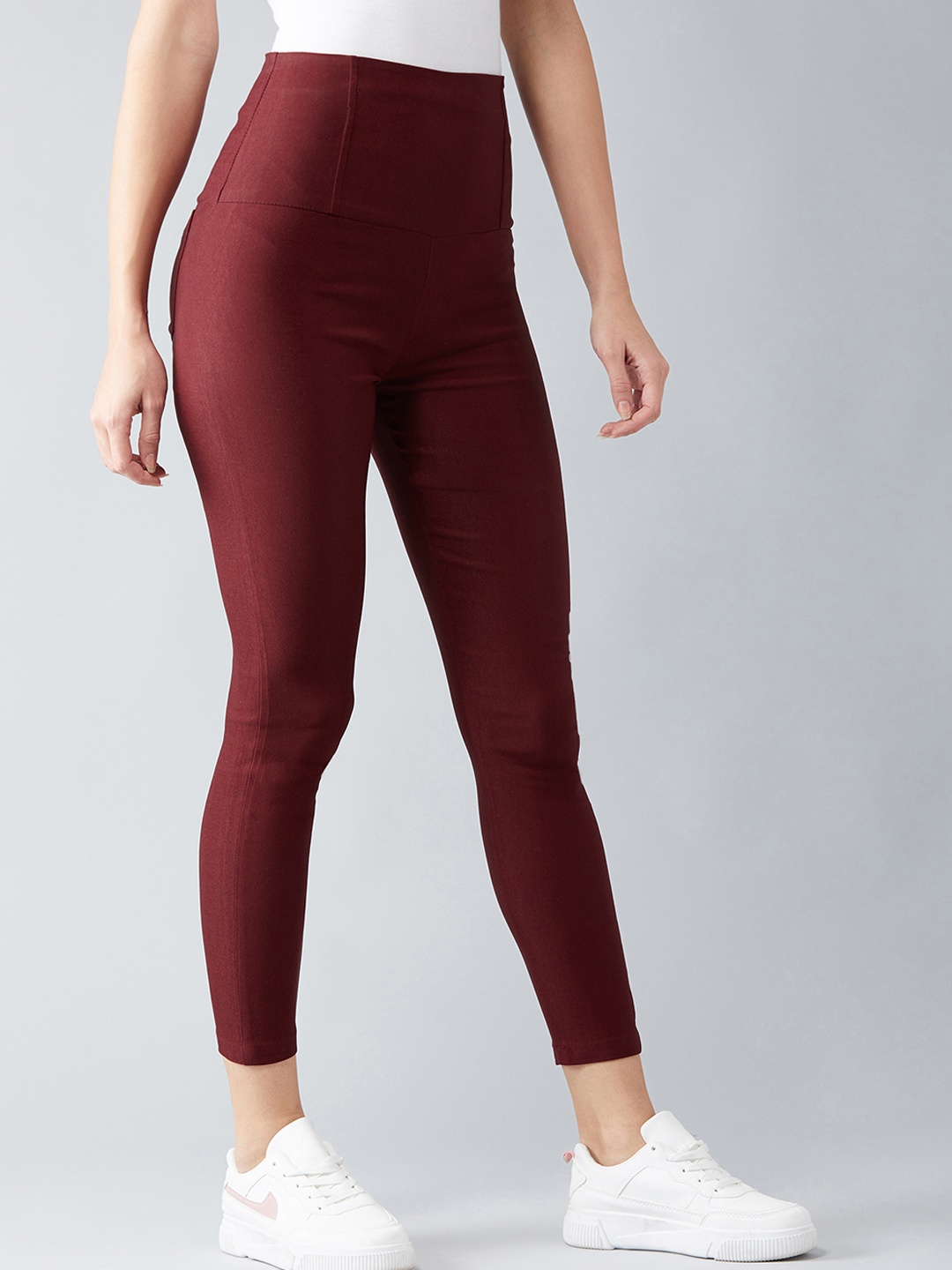 

DOLCE CRUDO Women Maroon Solid Slim-Fit Crop High-Rise Treggings