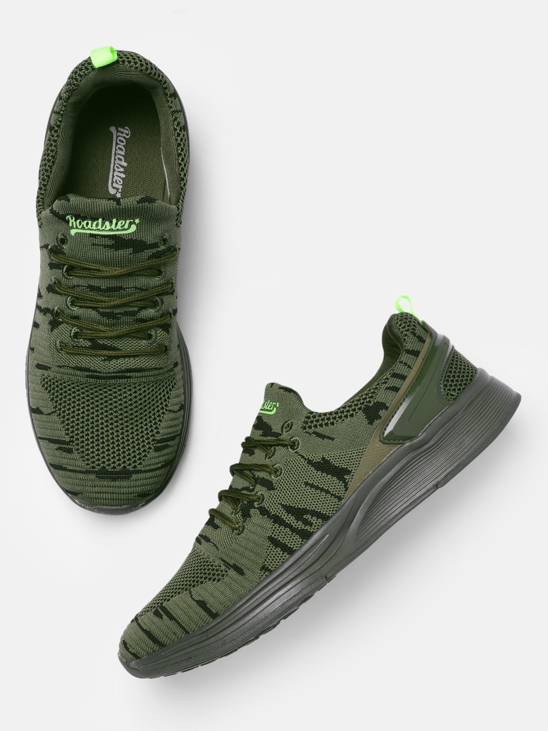 

The Roadster Lifestyle Co Men Olive Green & Black Printed Sneakers