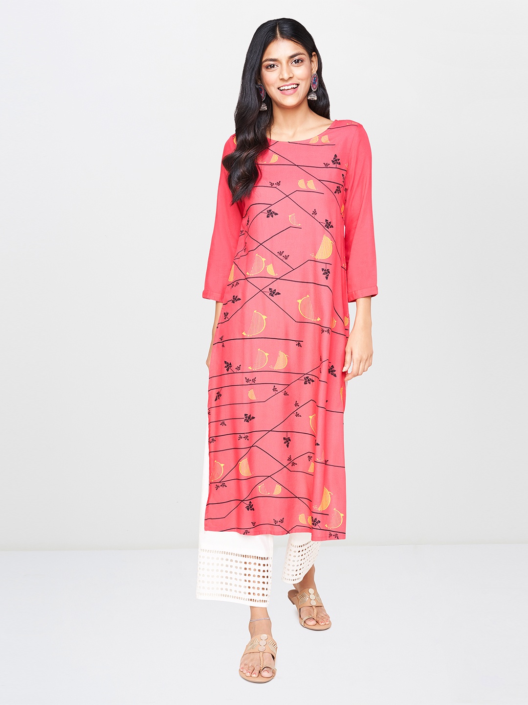 

Global Desi Women Pink & Black Printed Straight Kurta