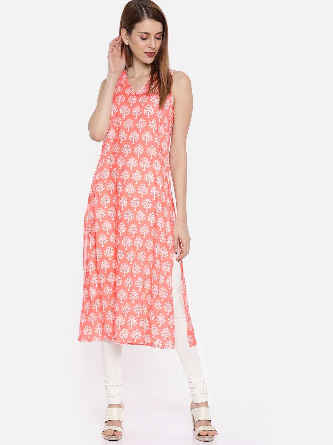 

Global Desi Women Peach-Coloured & White Floral Printed A-Line Kurta