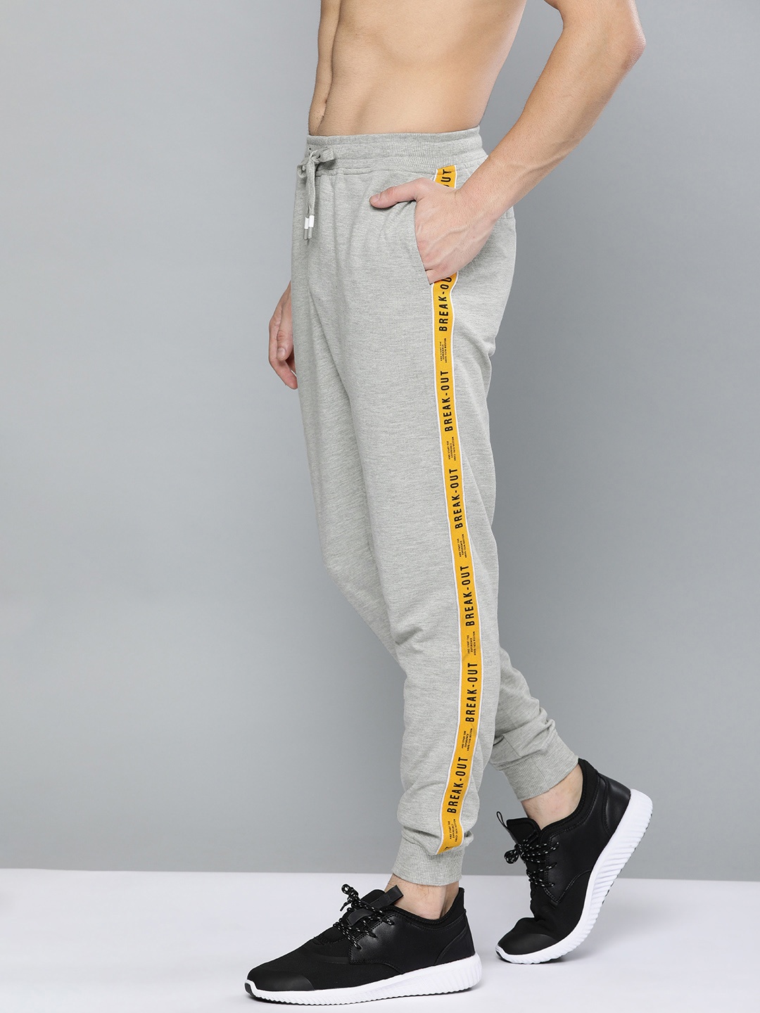 

Harvard Men Grey Solid Joggers