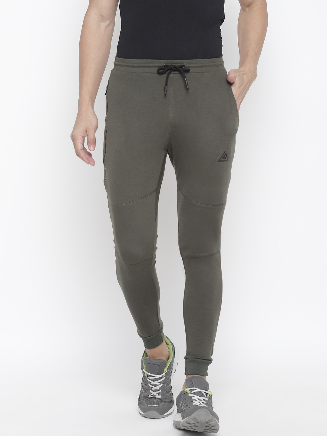 

Aesthetic Bodies Men Olive Green Slim Fit Solid Joggers